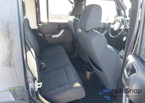 2012 Jeep Wrangler Unlimited Sahara z USA, uszkodzony, nr VIN 1C4BJWEG6CL169912